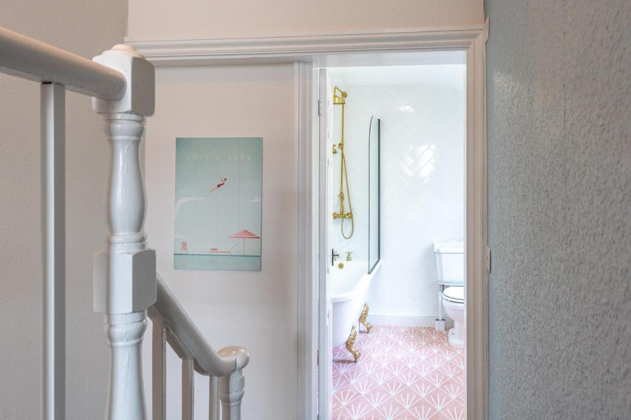 Cosy Blue Shells Cottage - 2Bedrooms - Garden - 5Mins Beach - 1Min Shell Grotto Margate Exterior photo