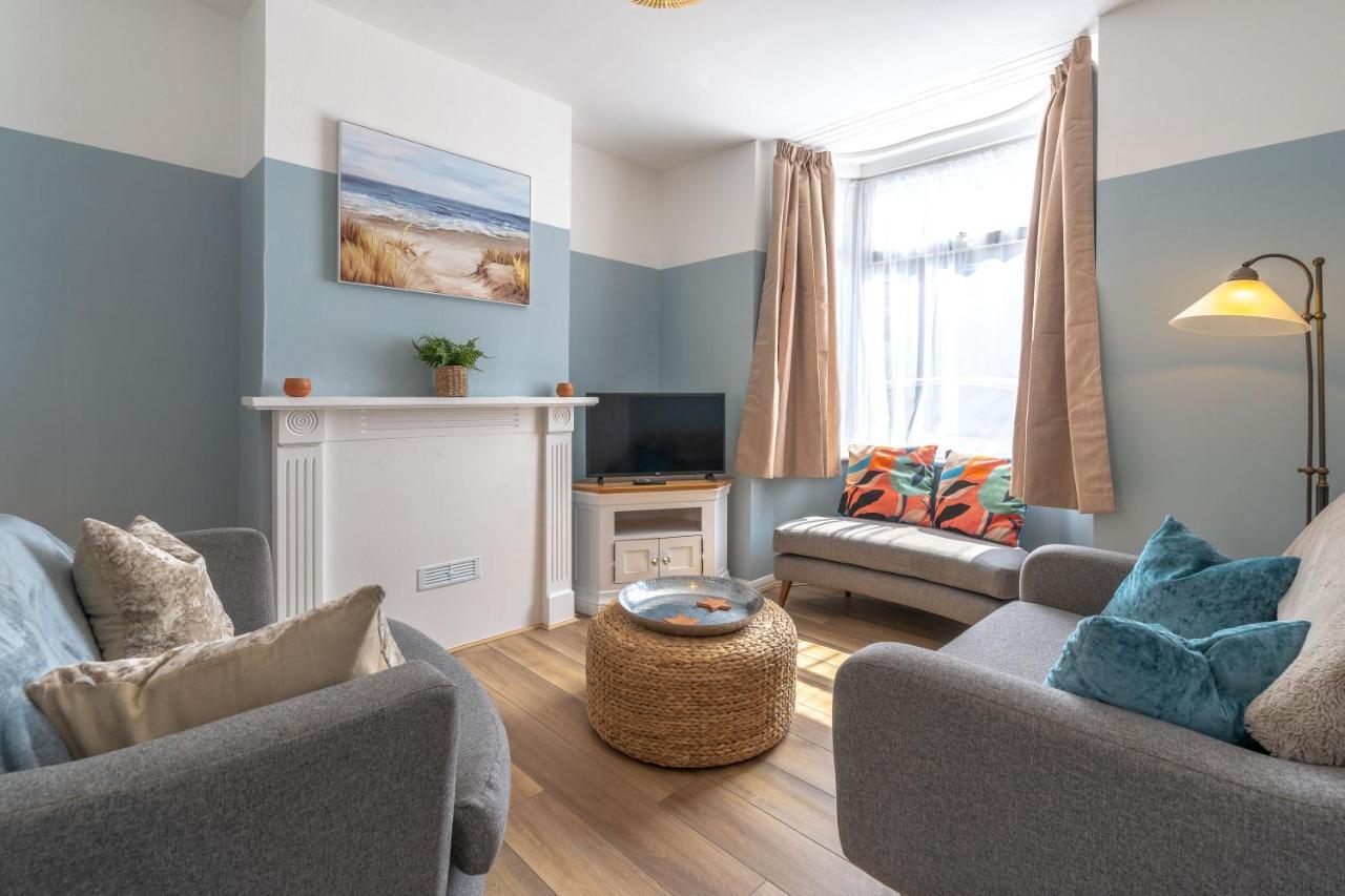 Cosy Blue Shells Cottage - 2Bedrooms - Garden - 5Mins Beach - 1Min Shell Grotto Margate Exterior photo